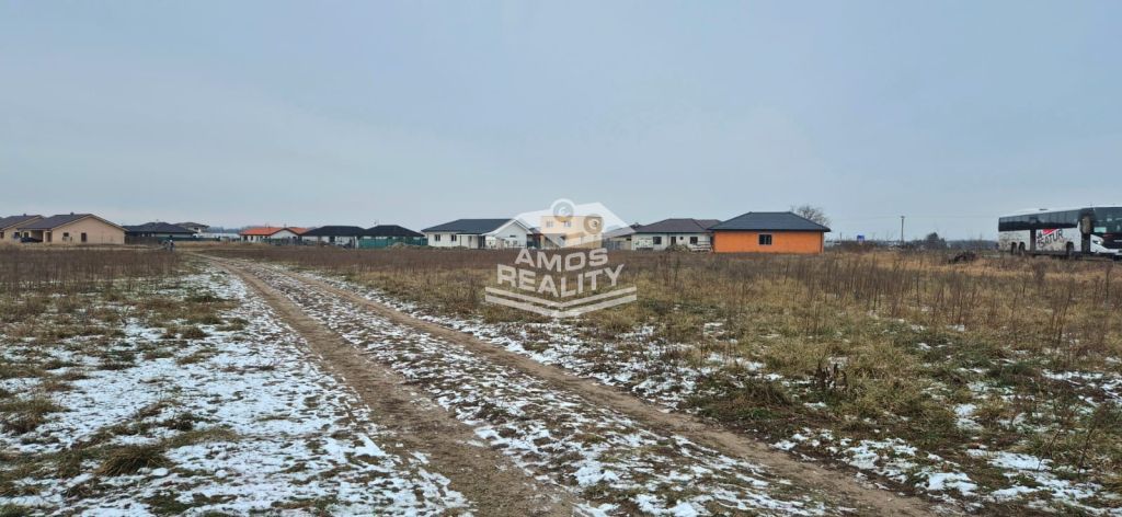 Na predaj rozsiahly stavebný pozemok určený výhradne ako inv