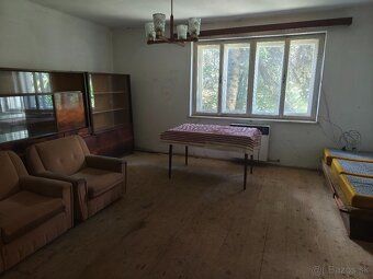 Hľadáte veľký pozemok s potenciálom výstavby a pokojom vidie
