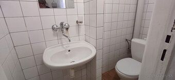 Ponúkame Vám na prenájom 2 izbový byt v centre kúpeľného mes