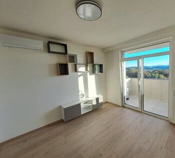 Ponúkam na prenájom 3-izbový byt, 62,78 m² v Považskej Bystr
