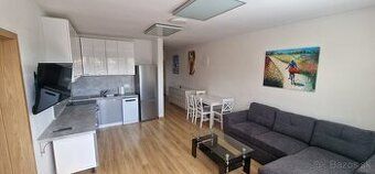 Ponúkam na prenájom 3-izbový byt, 62,78 m² v Považskej Bystr