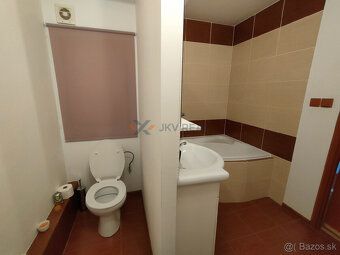 Ponúkame na prenájom kompletne zariadený 3-izbový byt vo vyh