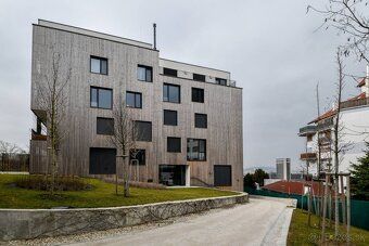 Ponukame na prenajom moderny, plne zariadeny klimatizovany 4