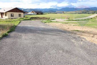 REZERVOVANÉ - RE/MAX JOY ponúka na predaj pozemok, ktorý je 