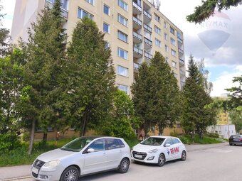 RE/MAX JOY ponúka na predaj útulný 1-izbový byt s loggiou v 