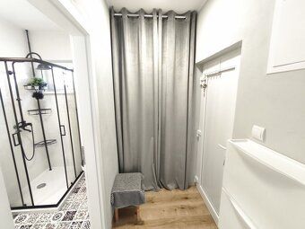 RE/MAX Joy dáva do pozornosti štýlový, kompletne zrekonštruo
