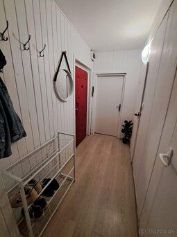 Ponúkame na prenájom moderný, zrekonštruovaný a kompletne za
