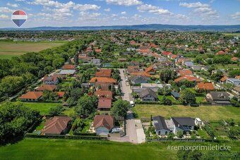 Realitná kancelária REMAX ponúka exkluzívne na predaj veľmi 