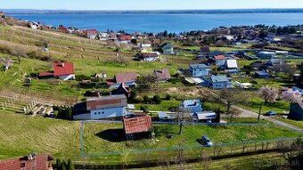 Ponúkame na predaj priestranný pozemok s rozlohou 1234 m² v 