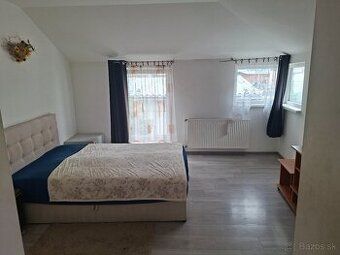Ponúkam do prenájmu 2 – izbový byt s rozlohou 62 m2. Byt sa 