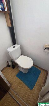 Ponúkame na prenájom 2 izbový byt nižšieho štandardu, ktorý 