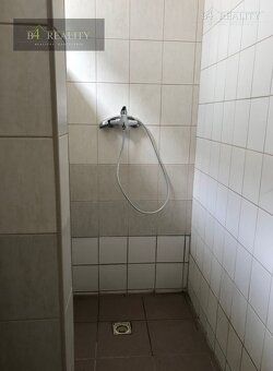 Ponúkame Vám na prenájom kanceláriu o výmere 25 m2 na ul. Ge