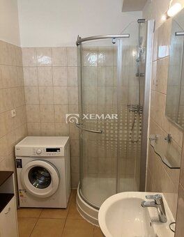 XEMAR ( alebo 0907/483 256), ponúka na predaj priestranný a 