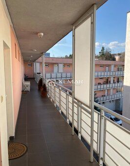 XEMAR ( alebo 0907/483 256), ponúka na predaj priestranný a 