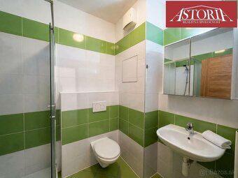 Ponúkame na prenájom svetlý a dispozične výborne riešený 2-i