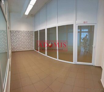 Ponúkame na prenájom miestnosť - 40m2 (rozmery 5,8m x 6,8m),
