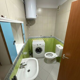 2-izbový apartmán s balkónom a výhľadom na Jadran – Drač, Al