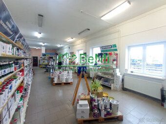 Ide o otvorený komerčný priestor s výmerou cca 180 m², situo