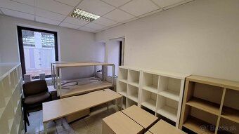 Ponúkame Vám na predaj priemyselný areál s objektom pre obch
