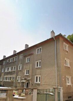 Ponúkame na predaj 3 izbový byt v centre mesta - Nové Zámky: