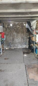 Predám železobetónovú prefabrikovanú monolitickú prenosnú ga