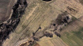 Spoločnosť Slovak Estate s.r.o. ponúka na predaj poľnohospod