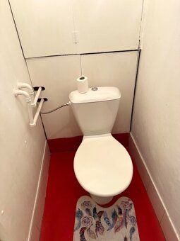 Ponúkame Vám na predaj veľký 1 izbový byt o výmere 40,3 m2 v