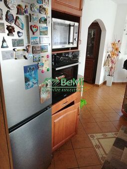 (025-12-MACHa) Ponúkame Vám na predaj lukratívny luxusný rod