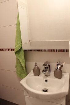 Ponúkam na prenájom teplú, slnečnú garsónku Žilina centrum u