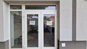 Ponúkame na prenájom obchodno/kancelársky /36,14 m2/priestor