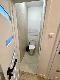 Ponukam na prenajom 2 izbovy nadherny byt. Byt je moderny a 