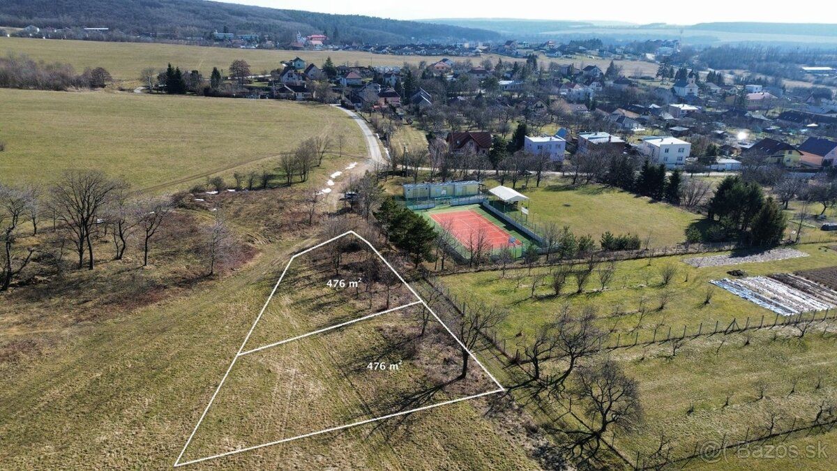 Ponúkame Vám exkluzívne na predaj pozemok vhodný na výstavbu