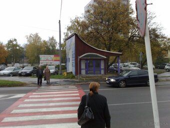 Dám do prenájmu stánok v centre Michaloviec vhodný na obchod