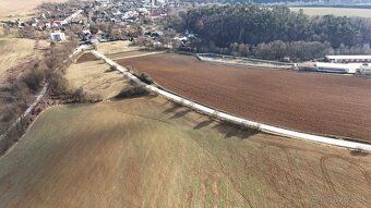 Spoločnosť Slovak Estate s.r.o. ponúka na predaj poľnohospod