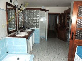 V krásnej horskej obci Moštenica (okr. Banská Bystrica) Viac