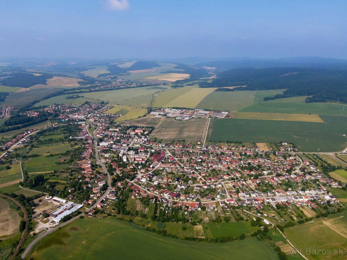 Spoločnosť Slovak Estate s.r.o. ponúka na predaj spoluvlastn
