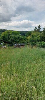 Predám pozemok 1135m2 v obci Čechy vzdialenosť od termálu Po
