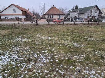 Realitná kancelária RE/MAX ponúka exkluzívne na predaj pozem