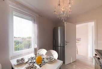 Investičný apartmánový dom len 70 m od mora v Sukošane, Chor