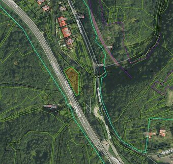 Spoločnosť Slovak Estate s.r.o. ponúka na predaj pozemok pri
