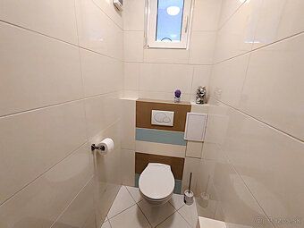 EXKLUZÍVNE – Predaj 5 izbového rodinného domu, 14 ročná 