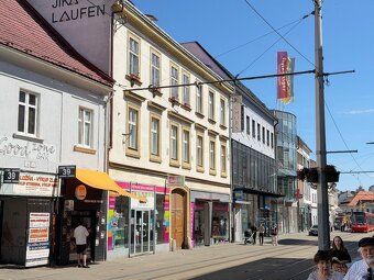 Veľký, kompletne zariadený 2-i byt (51 m2) možno čaká na vás