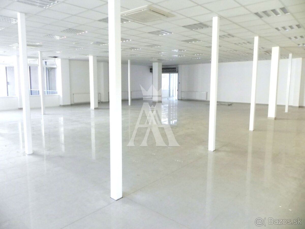 Ponúkame na prenájom obchodné priestory na Jaltskej ulici, v