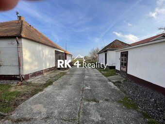 Z poverenia majiteľa ponúkame starší rodinný dom v meste Nes