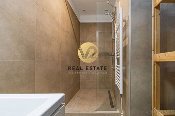 Katarína Vereš +421 903 779 577 e-mail:
V2 real estate ponúk