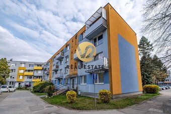 Katarína Vereš +421 903 779 577 e-mail:
V2 real estate ponúk