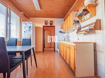 B10 Vám ponúka na predaj 3-izbový byt s výmerou 76 m², nachá