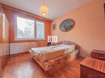 B10 Vám ponúka na predaj 3-izbový byt s výmerou 76 m², nachá