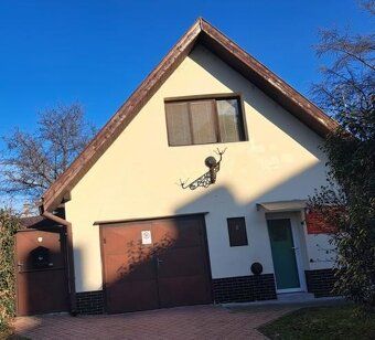 Hľadáte jedinečné spojenie domova a podnikania? V centre Kom
