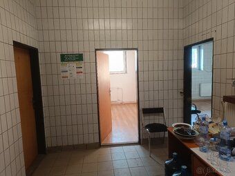 Dáme do prenájmu vykurované skladové priestory + príslušenst